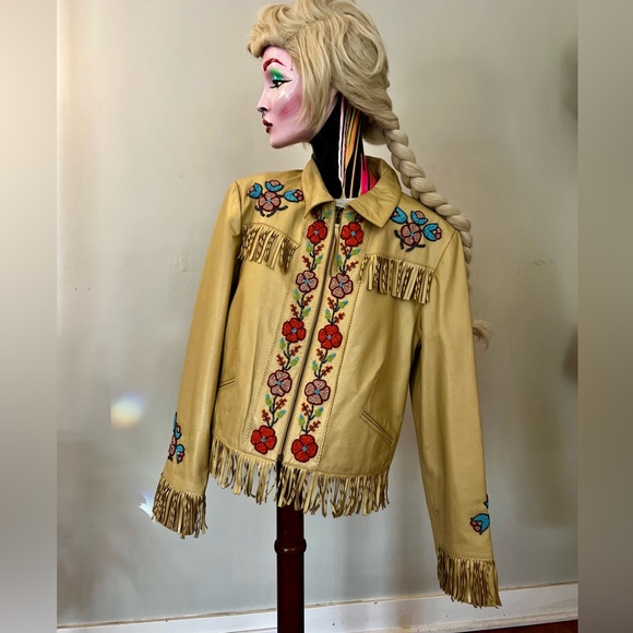 Double D Ranch leather jacket. Beadwork & fringe. Western style couture. - Picture 10 of 13